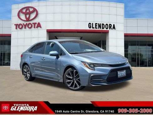 Certified 2022 Toyota Corolla SE FWD image 1