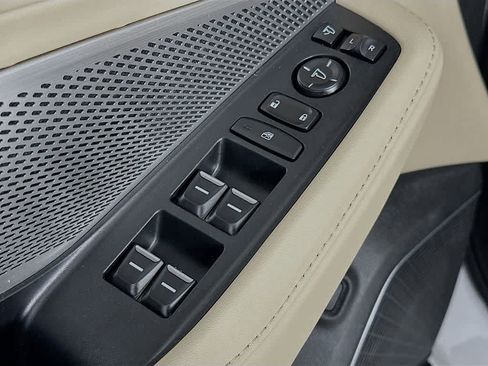 Used 2023 Acura MDX SH-AWD w/ Technology Package image 30