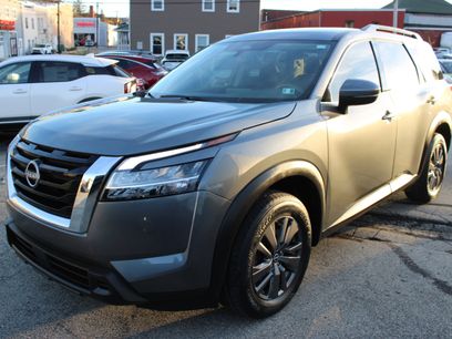 Certified 2022 Nissan Pathfinder SV