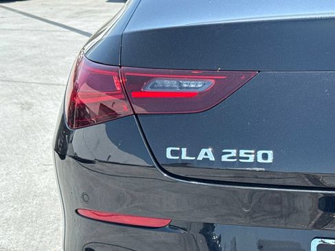 Used 2025 Mercedes-Benz CLA 250 image 9