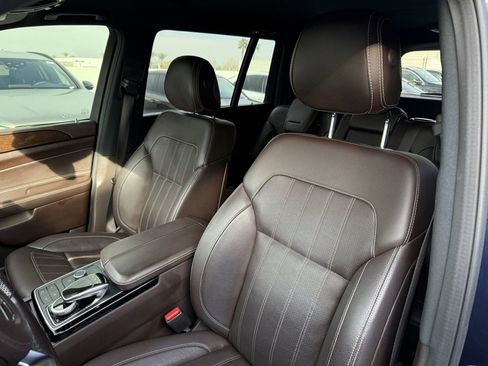 Certified 2019 Mercedes-Benz GLS 450 4MATIC image 4