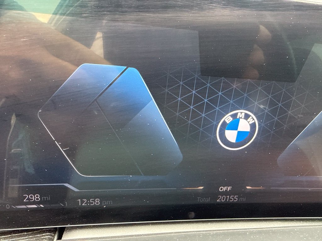 Used 2025 BMW X7 xDrive40i w/ M Sport Package AWD/4WD image 11