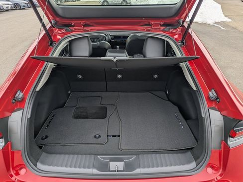 Used 2024 Toyota Prius XLE image 13