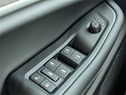 New 2025 Jeep Grand Cherokee Limited image 25