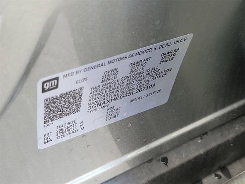 Used 2025 Chevrolet Equinox LT image 30