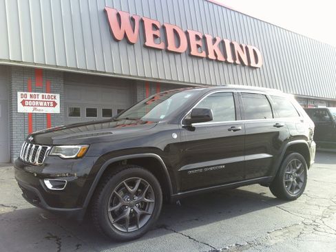 Used 2020 Jeep Grand Cherokee Laredo w/ Quick Order Package 2BN North image 2