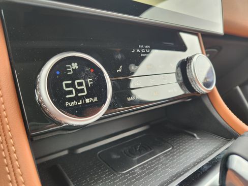 New 2026 Jaguar F-PACE R-Dynamic S image 26