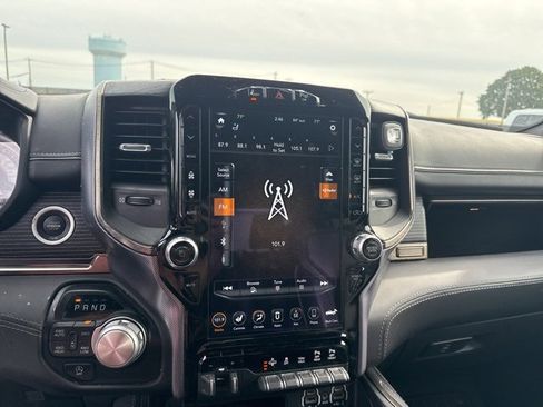 Used 2020 RAM 1500 Limited image 10