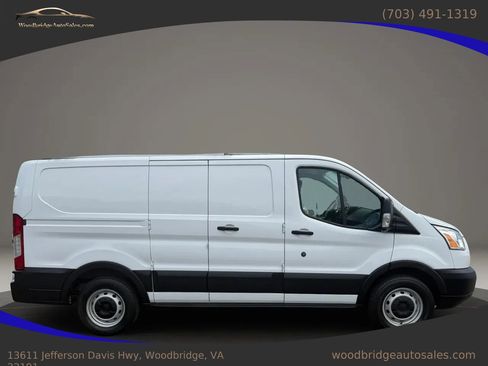 Used 2019 Ford Transit 150 130 Low Roof RWD image 2