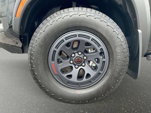 New 2026 Nissan Frontier PRO-4X w/ Tow Package AWD/4WD image 10