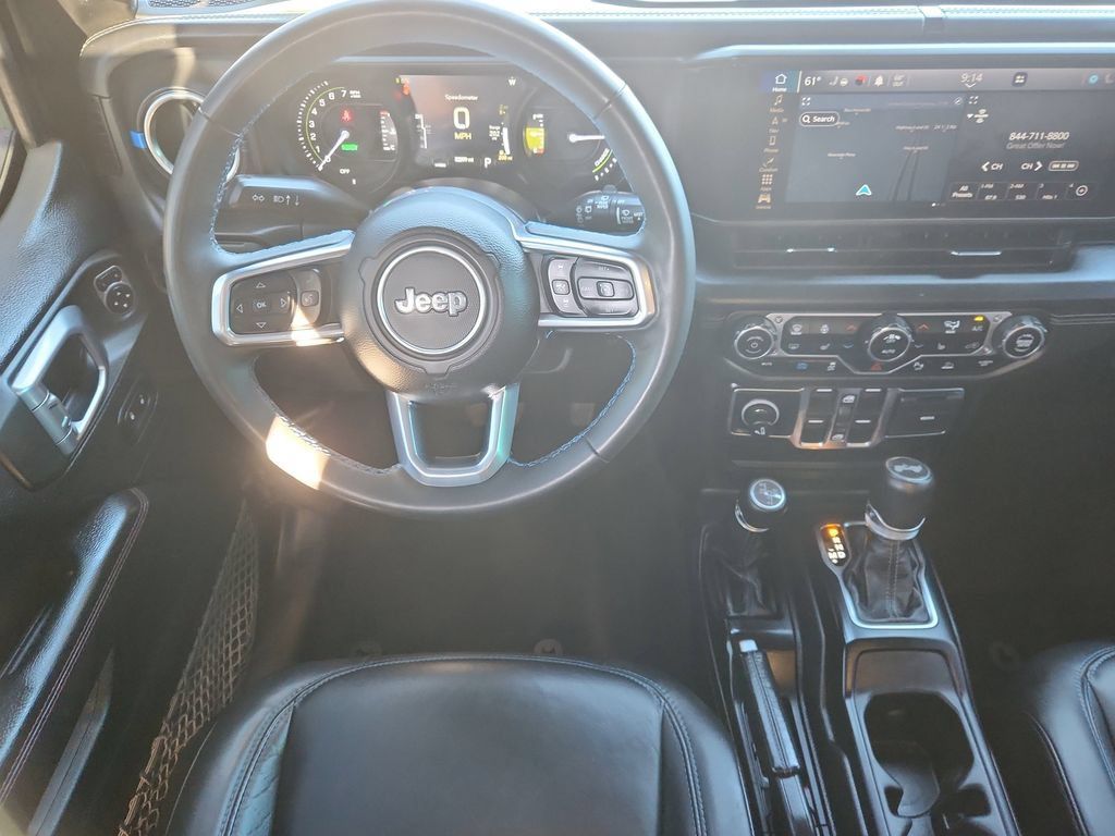 Used 2024 Jeep Wrangler High Altitude AWD/4WD image 11