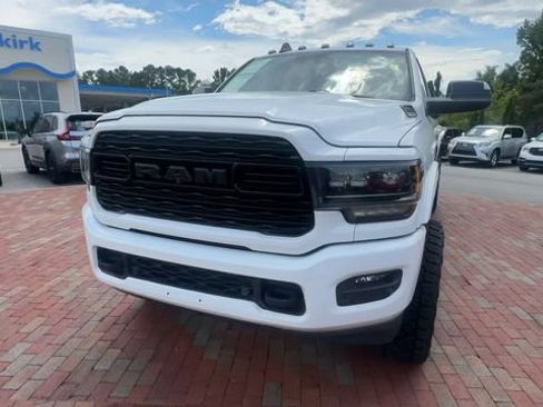 Used 2022 RAM 2500 Limited AWD/4WD image 6
