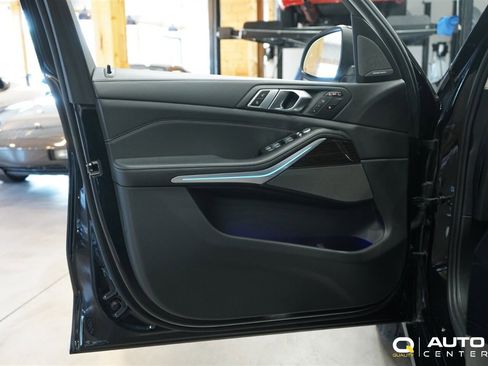 Used 2023 BMW X7 xDrive40i image 12