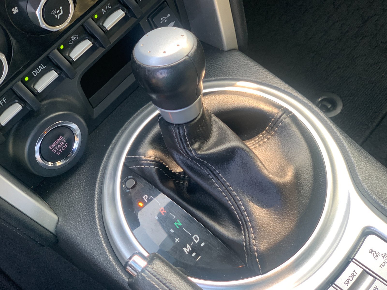 Used 2018 Toyota 86 RWD image 24