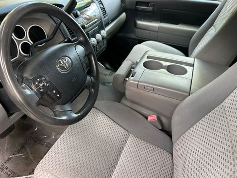 Used 2010 Toyota Tundra 2WD Double Cab image 4