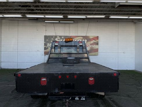 Used 2015 Ford F550 XL w/ Power Equipment Group image 4