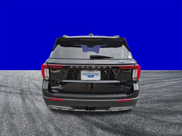 Certified 2026 Ford Explorer Active w/ Active Comfort Package RWD image 5