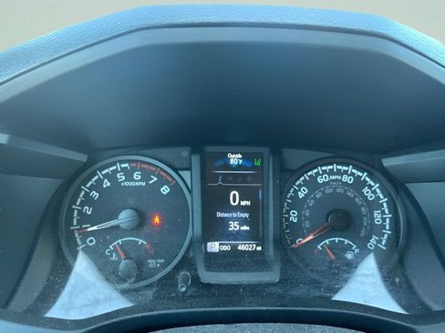 Used 2021 Toyota Tacoma SR AWD/4WD image 20