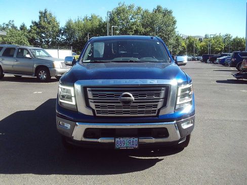 Used 2021 Nissan Titan Platinum Reserve w/ Moonroof Package AWD/4WD image 8
