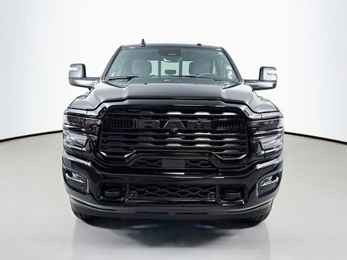 Used 2025 RAM 3500 Big Horn AWD/4WD image 2