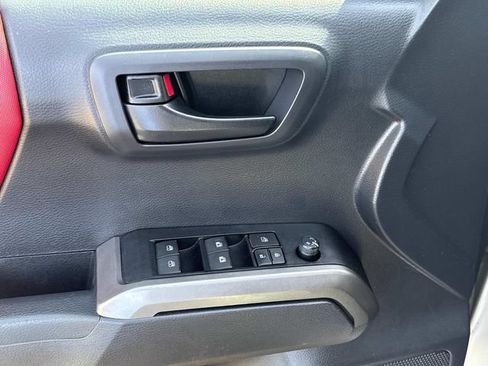Used 2023 Toyota Tacoma SR5 w/ Technology Package AWD/4WD image 25