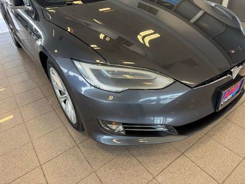 Used 2018 Tesla Model S 100D AWD/4WD image 8