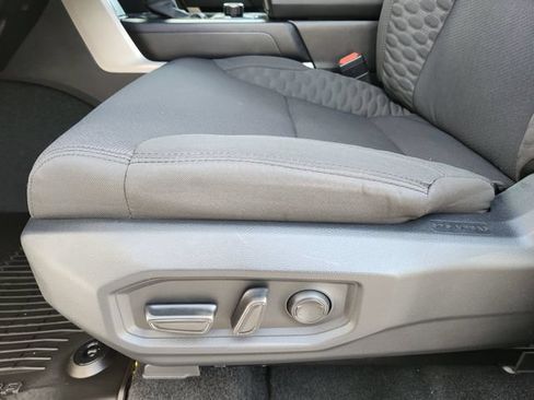 Used 2025 Toyota Tundra SR5 w/ SR5 Convenience Package AWD/4WD image 14