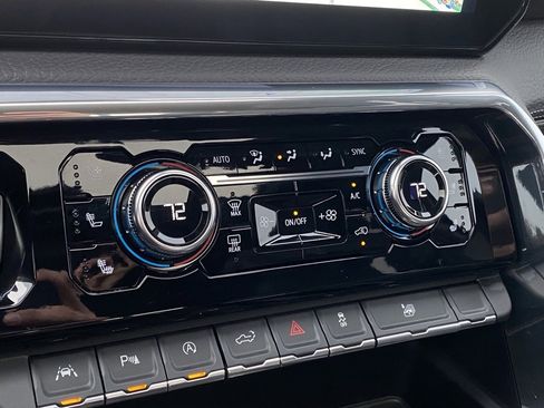 Used 2024 GMC Sierra 1500 Denali w/ Denali Reserve Package image 17