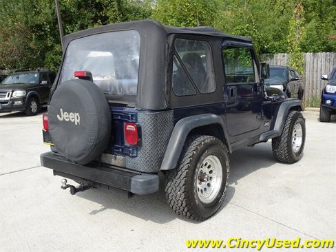 Used 2002 Jeep Wrangler SE AWD/4WD image 8