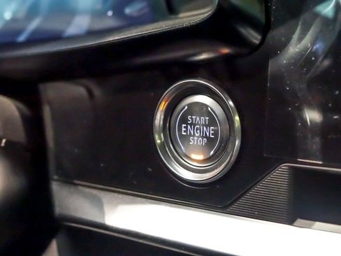 Used 2025 Chevrolet Corvette Stingray Coupe image 16