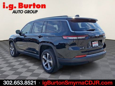 New 2026 Jeep Grand Cherokee L Limited w/ Luxury Tech Group II AWD/4WD image 3