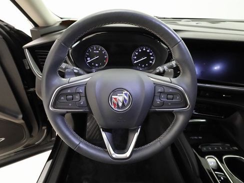 Used 2022 Buick Envision Avenir w/ Technology Package II image 12