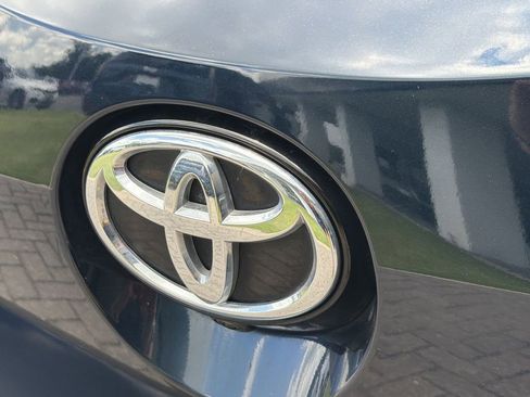 Used 2019 Toyota Corolla SE FWD image 11