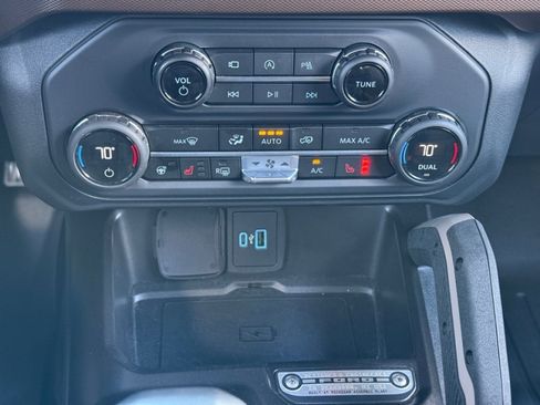 Used 2023 Ford Bronco Outer Banks image 28