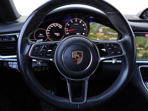 Used 2019 Porsche Panamera 4 image 42