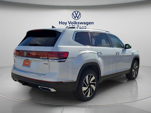 New 2026 Volkswagen Atlas SEL image 3