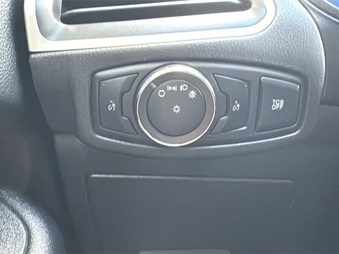 Certified 2022 Ford Edge SEL image 17