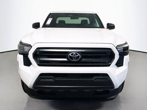 New 2026 Toyota Tacoma SR image 9