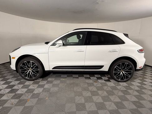 Certified 2026 Porsche Macan image 2