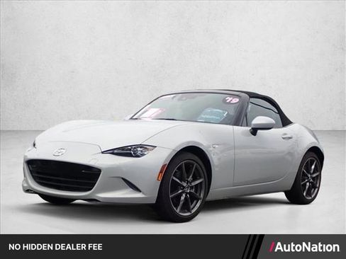 Used 2019 MAZDA MX-5 Miata Grand Touring RWD image 1