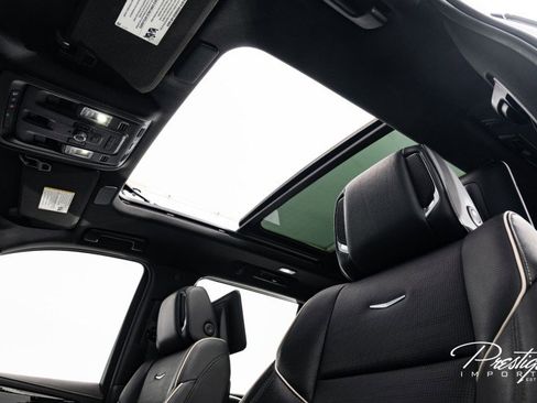 Used 2021 Cadillac Escalade Sport w/ Driver Assist Tech Package image 32