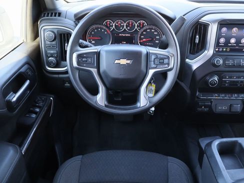 Certified 2022 Chevrolet Silverado 2500 LT image 22