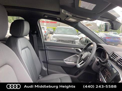 Used 2025 Audi Q3 2.0T Premium w/ Convenience Package image 27