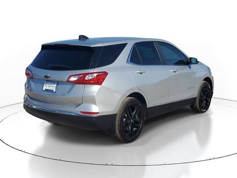 Certified 2021 Chevrolet Equinox LT AWD/4WD image 4