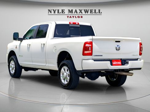 Used 2024 RAM 3500 Laramie AWD/4WD image 9