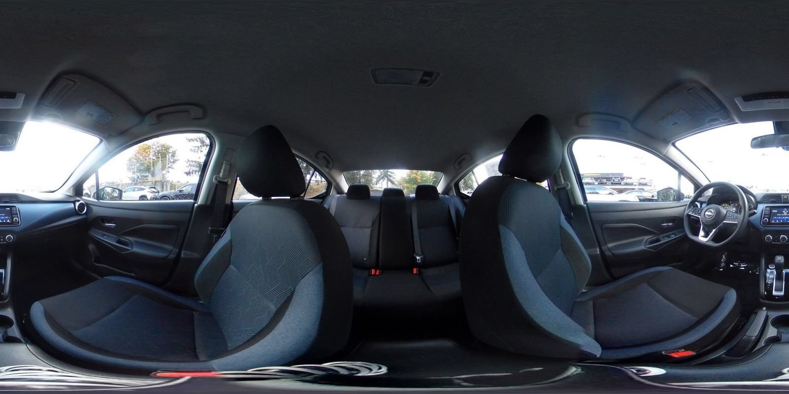 Used 2025 Nissan Versa SV FWD image 41