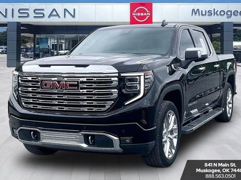 Used 2024 GMC Sierra 1500 Denali w/ Technology Package AWD/4WD image 3