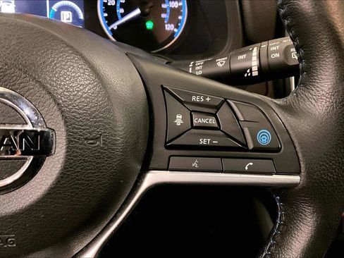 Used 2021 Nissan Leaf SL Plus image 18