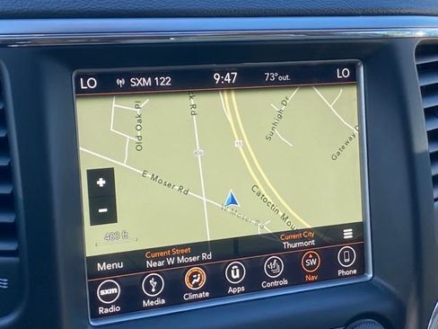 Used 2018 Jeep Grand Cherokee Limited AWD/4WD image 18