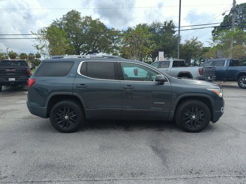 Used 2019 GMC Acadia SLT w/ LPO, Floor Liner Package FWD image 7